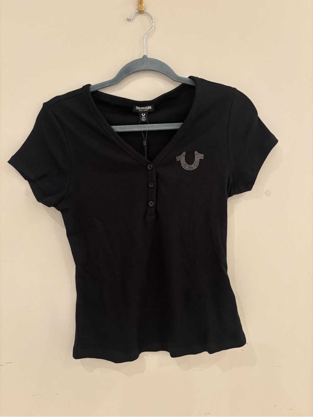 NWT True Religion Black Ribbed Henley Tee with Rhinestone Logo Y2K